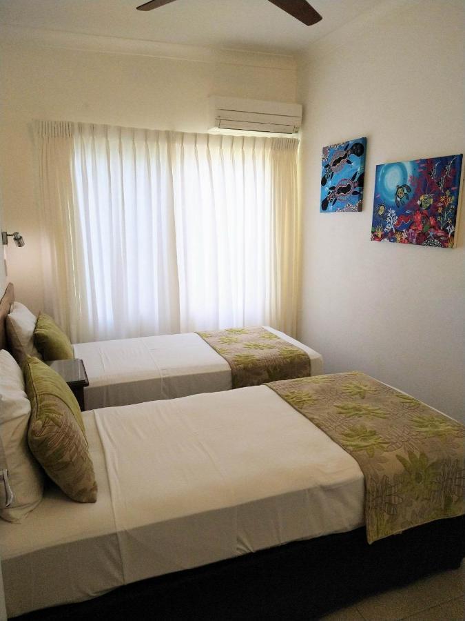 Villa Marine Holiday Apartments Cairns Yorkeys Knob Екстериор снимка