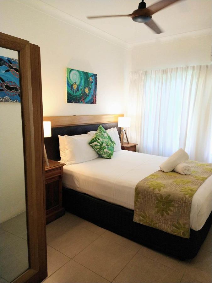 Villa Marine Holiday Apartments Cairns Yorkeys Knob Екстериор снимка