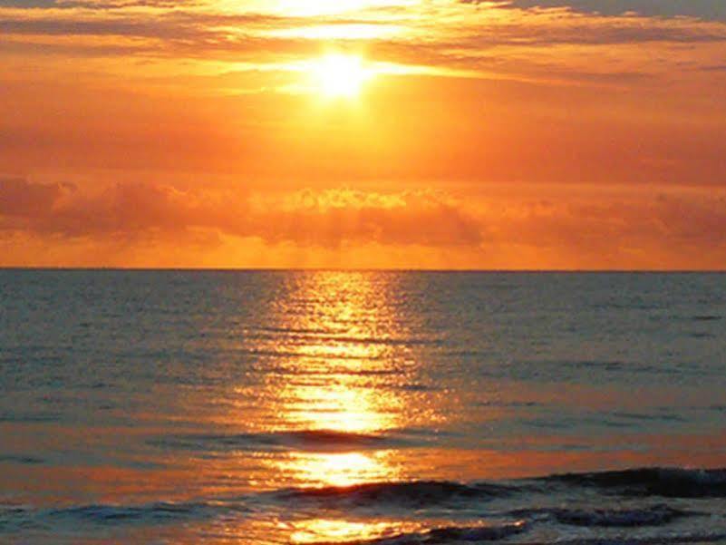 Villa Marine Holiday Apartments Cairns Yorkeys Knob Екстериор снимка